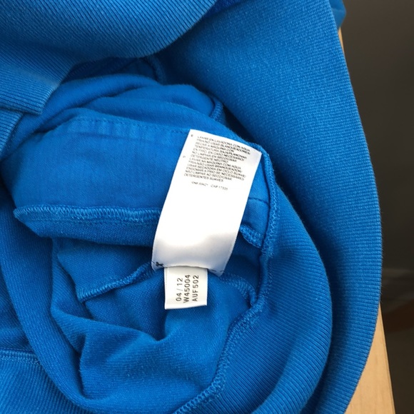 Reebok, blue zip sweater, Size woman US M - Picture 4 of 12